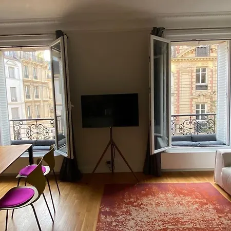 Coeur De Montorgueil Angle Tiquetonne Ensoleillé Appartamento Parigi